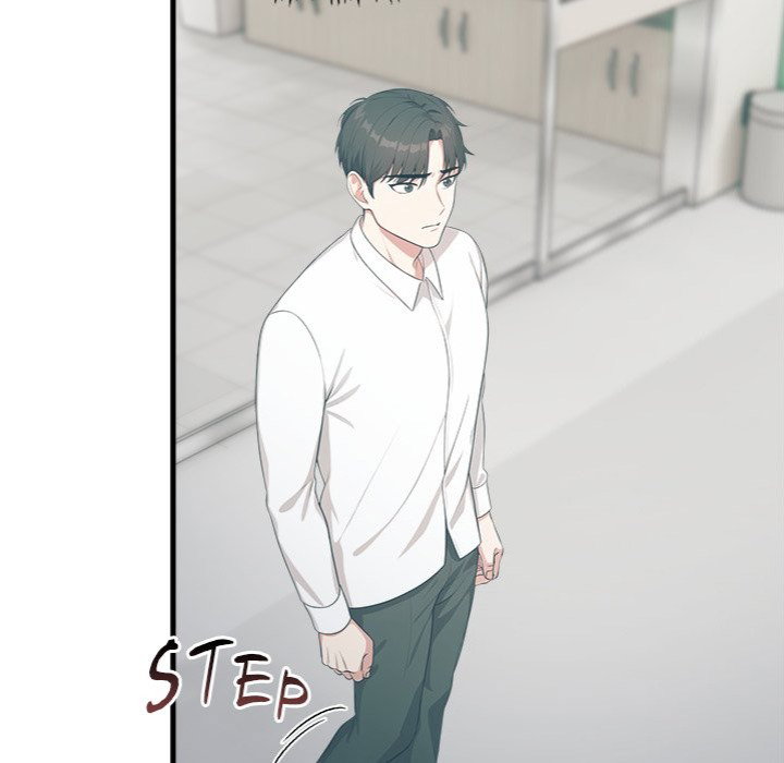 under-her-desk-chap-17-46
