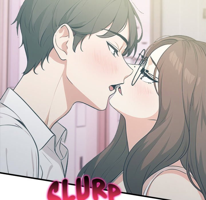 under-her-desk-chap-18-63